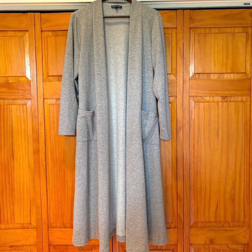 Franne Golde Duster in Gray with Pockets, Size Medium, Made in Canada